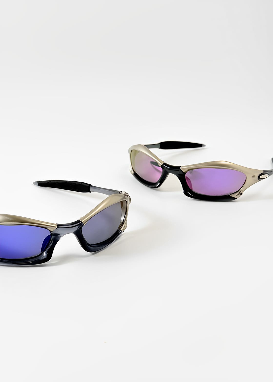 ARCHIVE - 01 SILVER EDITION