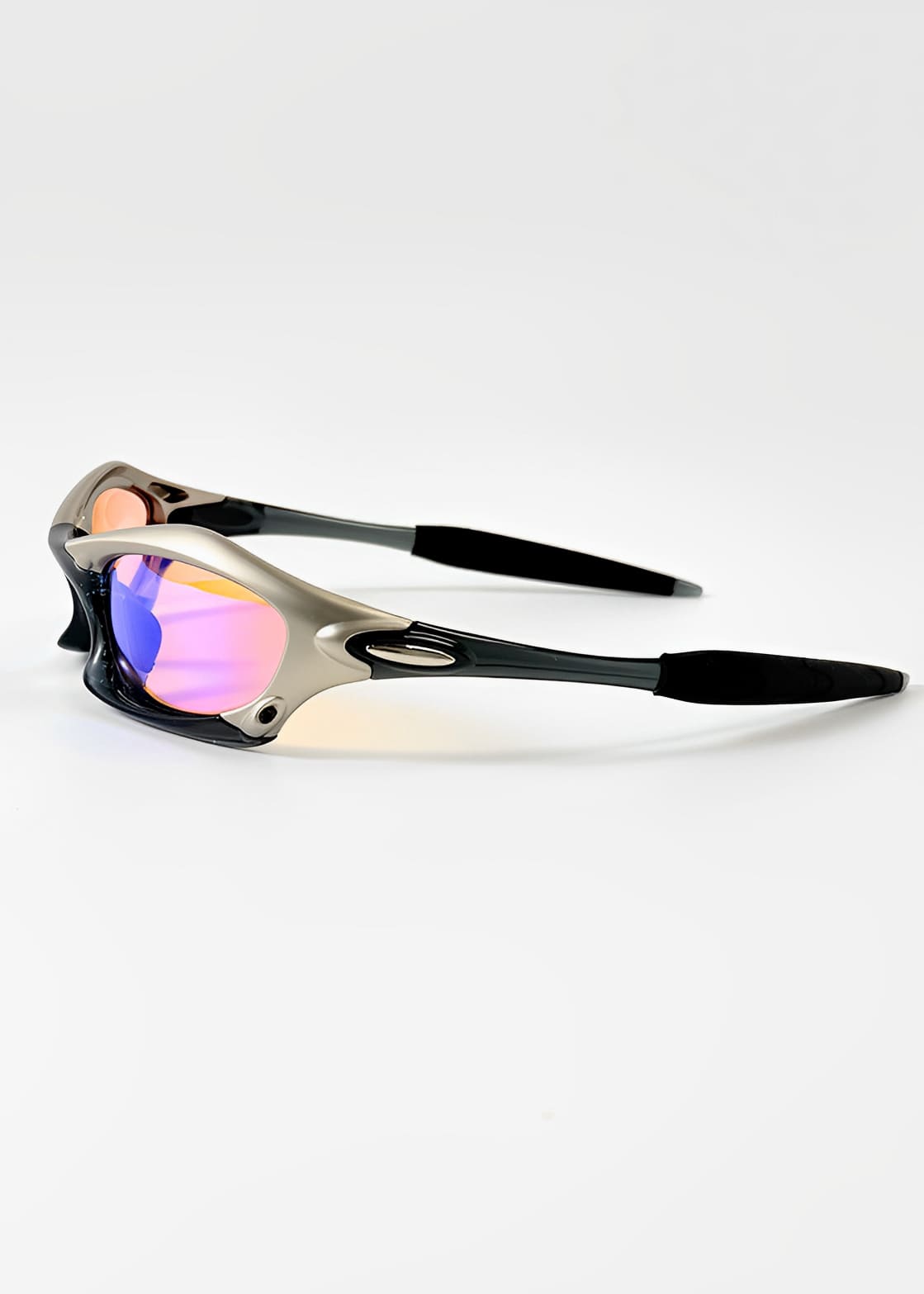 ARCHIVE - 01 SILVER EDITION