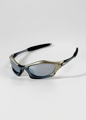 ARCHIVE - 01 SILVER EDITION